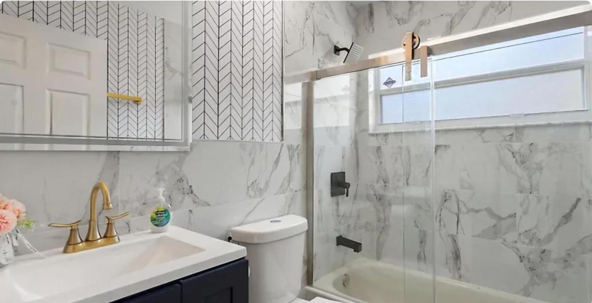 Newly Renovated 3Br House Near By Disney & Universal ออร์ลันโด ภายนอก รูปภาพ